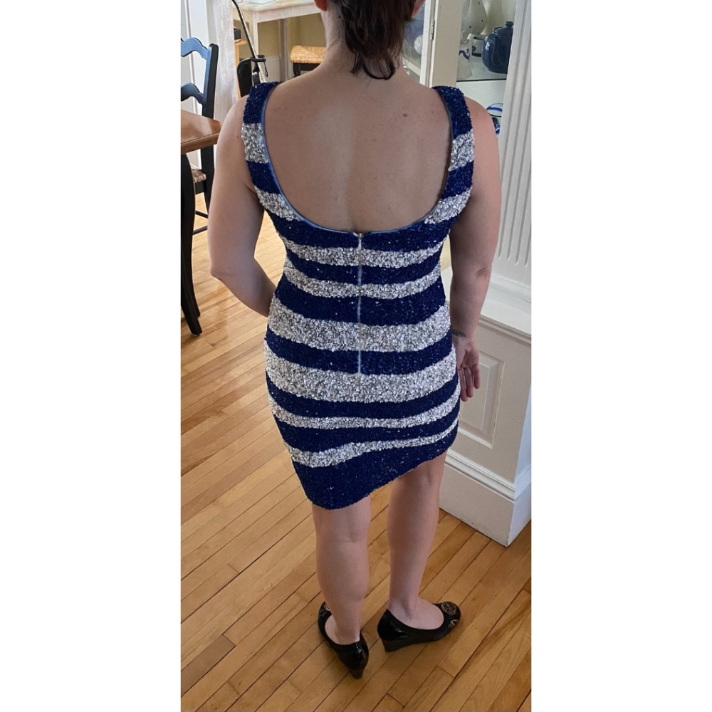 Stunning striped sequin Theia dress, size 4